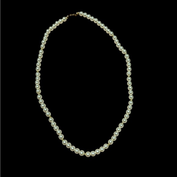Pearl Necklace - Picture 3 of 3
